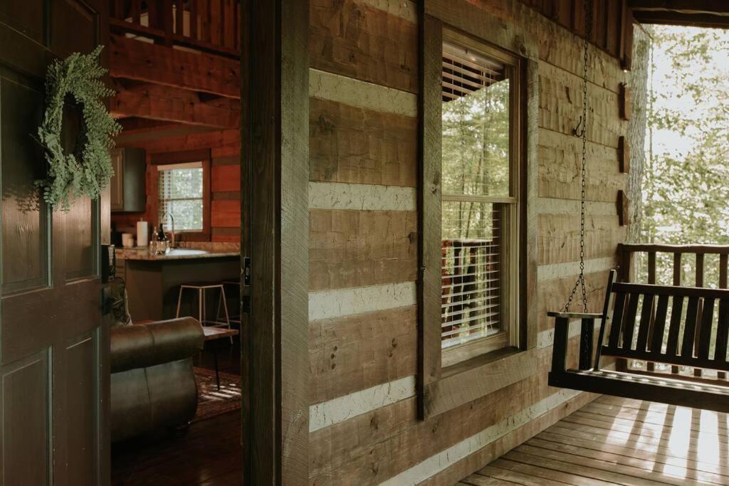 Southern Oak Cabin - Newly Remodeled - Close To All Attractions Sevierville Kültér fotó
