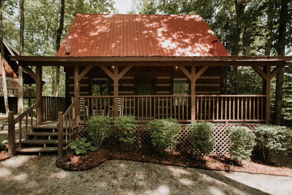 Southern Oak Cabin - Newly Remodeled - Close To All Attractions Sevierville Kültér fotó